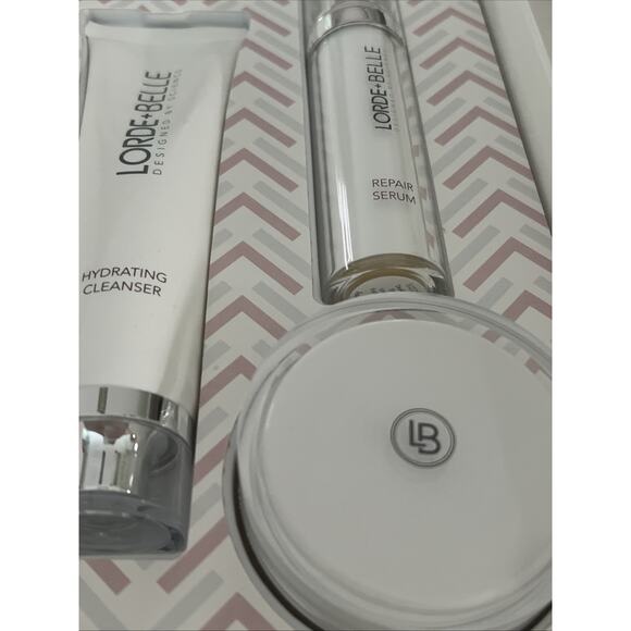 LORDE + BELLE Consciously created SKINCARE REGIMEN 3:1 GIFT SET Retail $199 NIB - Picture 2 of 16